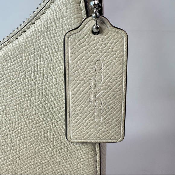 NEW Coach Leather Crossbody Hobo Bag in Chalk - Picture 6 of 12